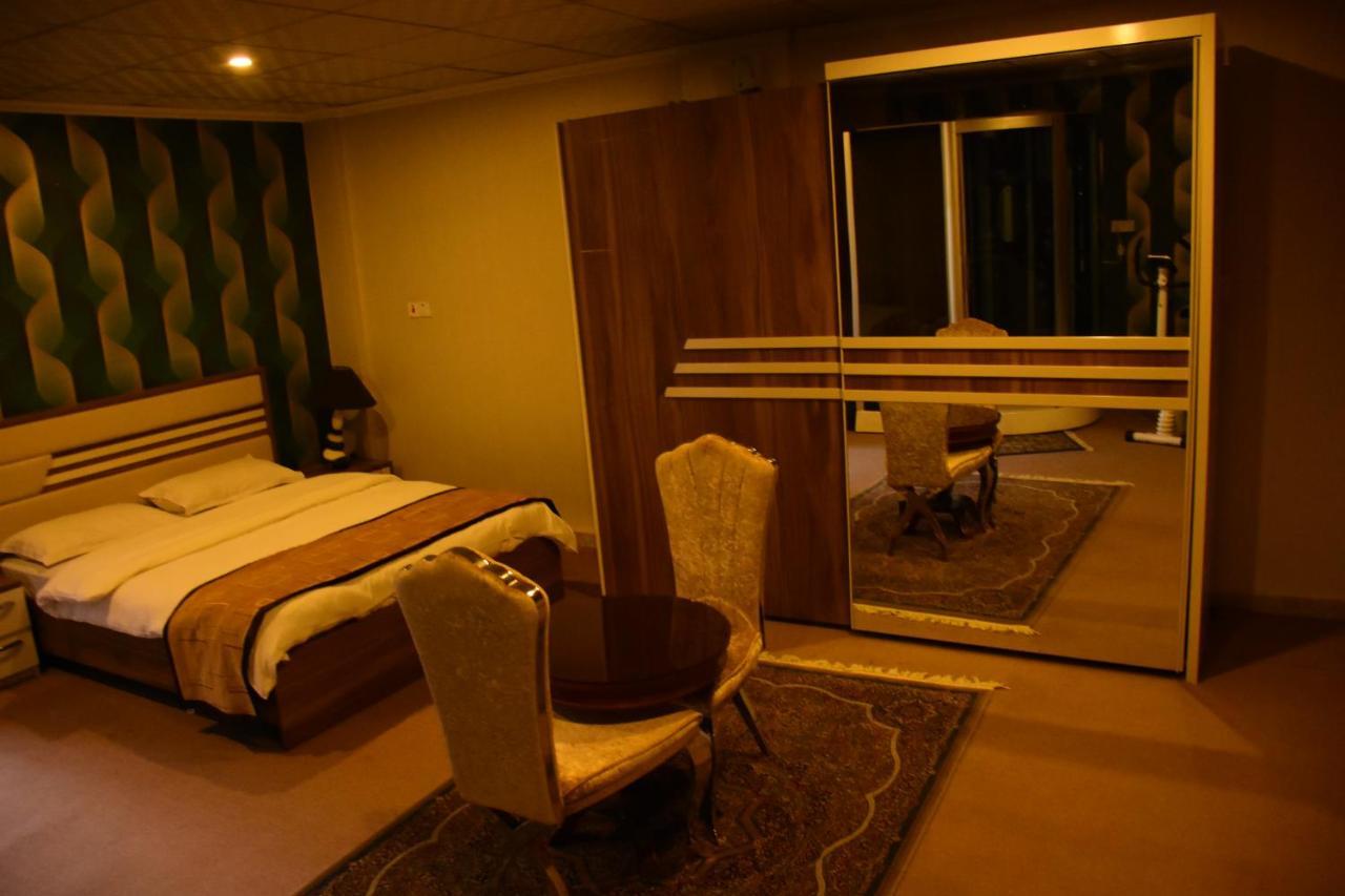 Lilac Hotel Erbil Buitenkant foto
